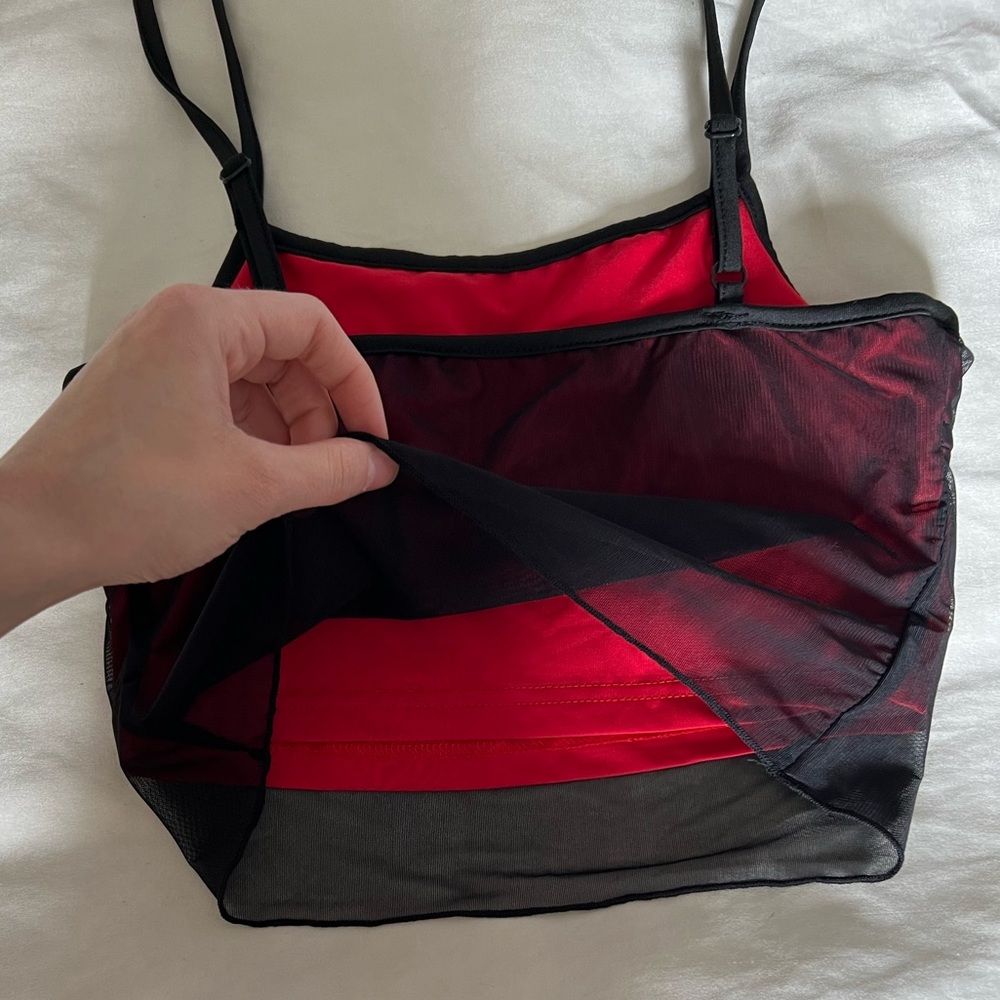 Red cami - Picture 4 of 4